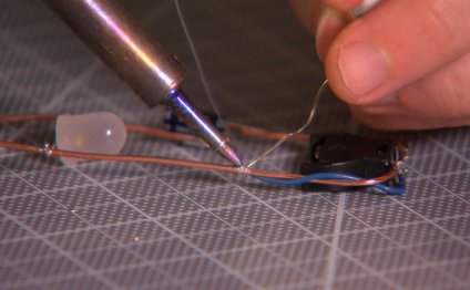 Make your own LED lamp - CNET